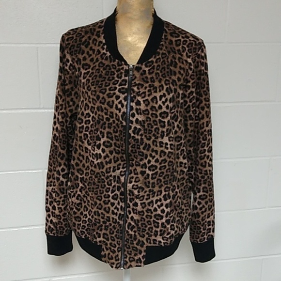 TORRID 3 LEOPARD PRINT, STRETCHY SOFT VERY THICK JERSEY KNIT BOBMBER JACKET - Picture 1 of 9